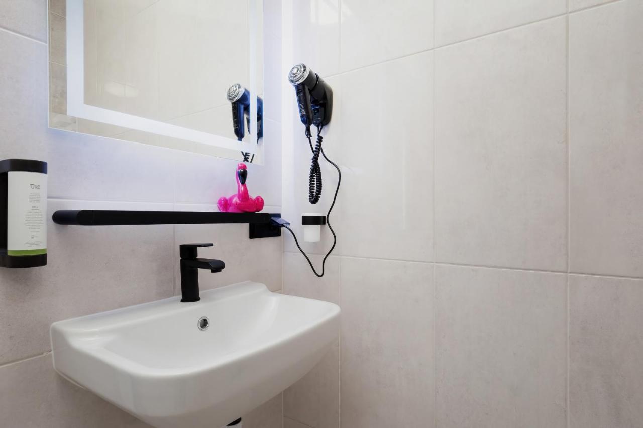Flamingo Apartment Pobierowo Bagian luar foto